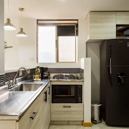 Apartamento Alcazar De Oviedo By Host Medellin Sas Habitación foto